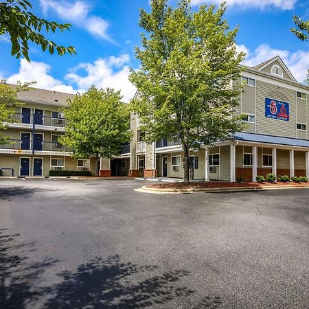 Motel 6-Greensboro, Nc - I-40 Экстерьер фото