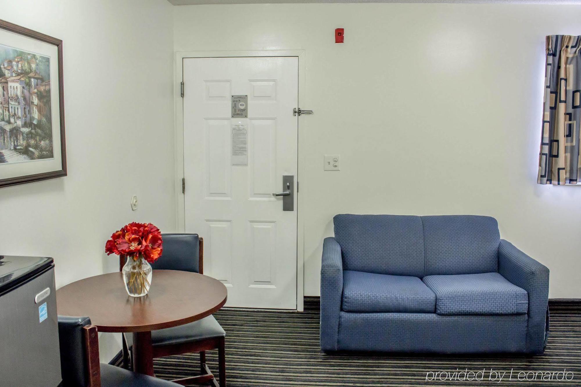 Motel 6-Greensboro, Nc - I-40 Экстерьер фото