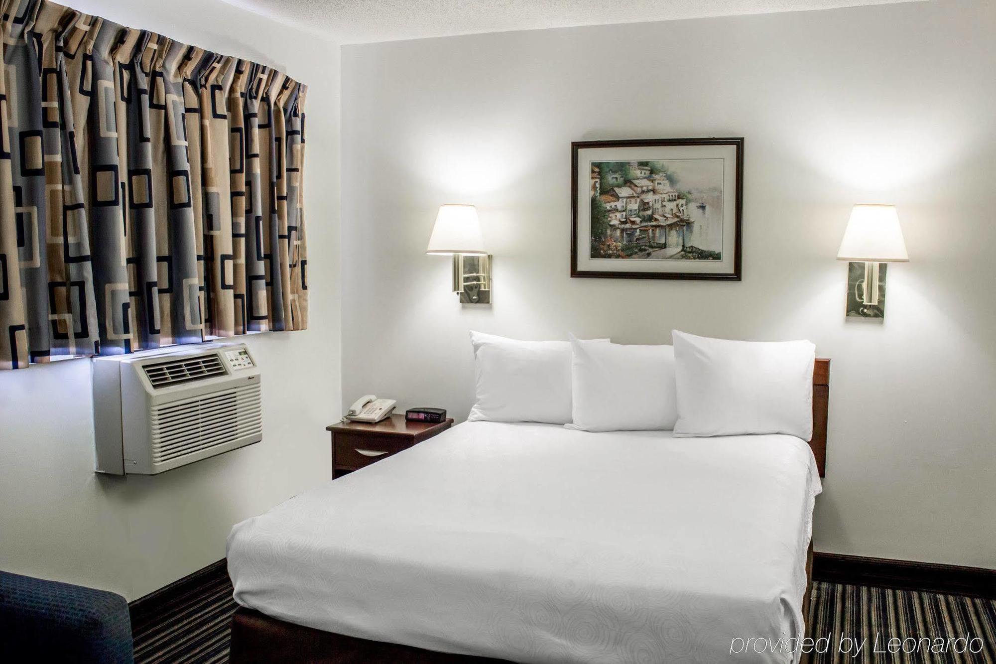 Motel 6-Greensboro, Nc - I-40 Экстерьер фото