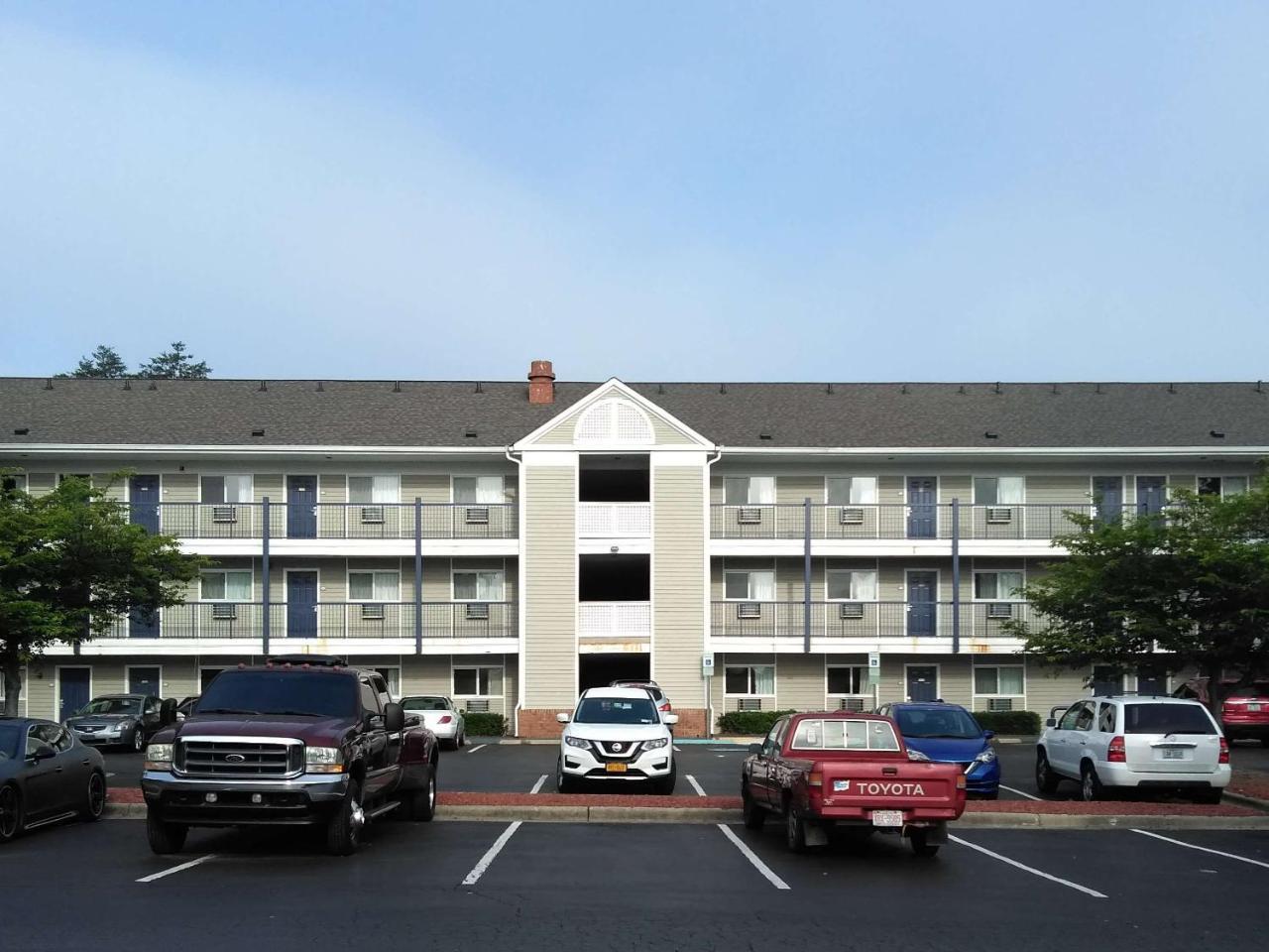 Motel 6-Greensboro, Nc - I-40 Экстерьер фото